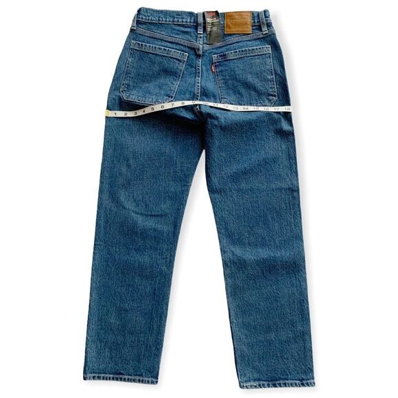 LEVI’S Straight Leg Jeans! - Picture 6 of 7
